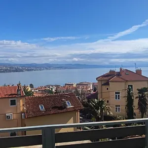 Gostinjska kuća Ellena Sunshine, Opatija