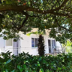 Garden Apartment