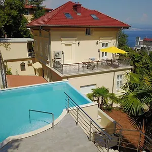 Apartman Atta, Opatija